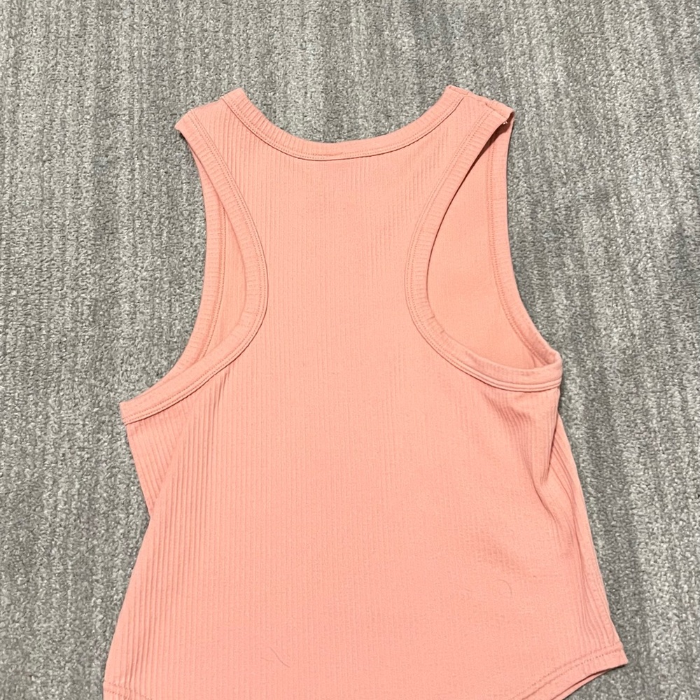 Sleeveless Pink Ribbed Top - Picture 2 of 3